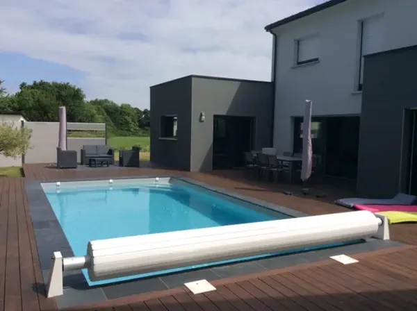 Photo de construction de piscines sur Rennes - Pisciniste Ille et Vilaine